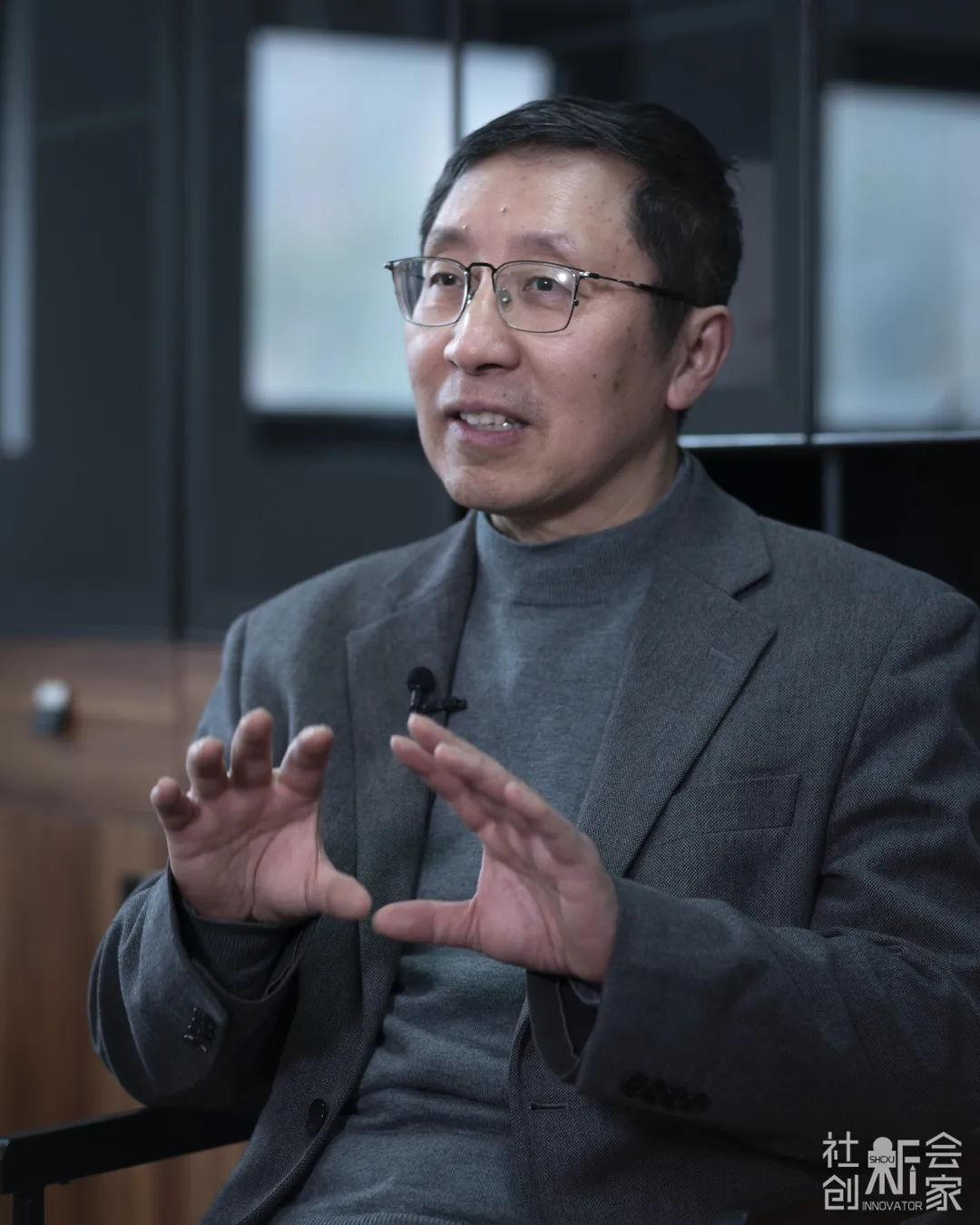 图片[1]—【H239】专访许纪霖：感到深度的无聊，因为我们总是生活在表层—曹哲成长社群